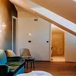 Exmo Hotel By Olivia
